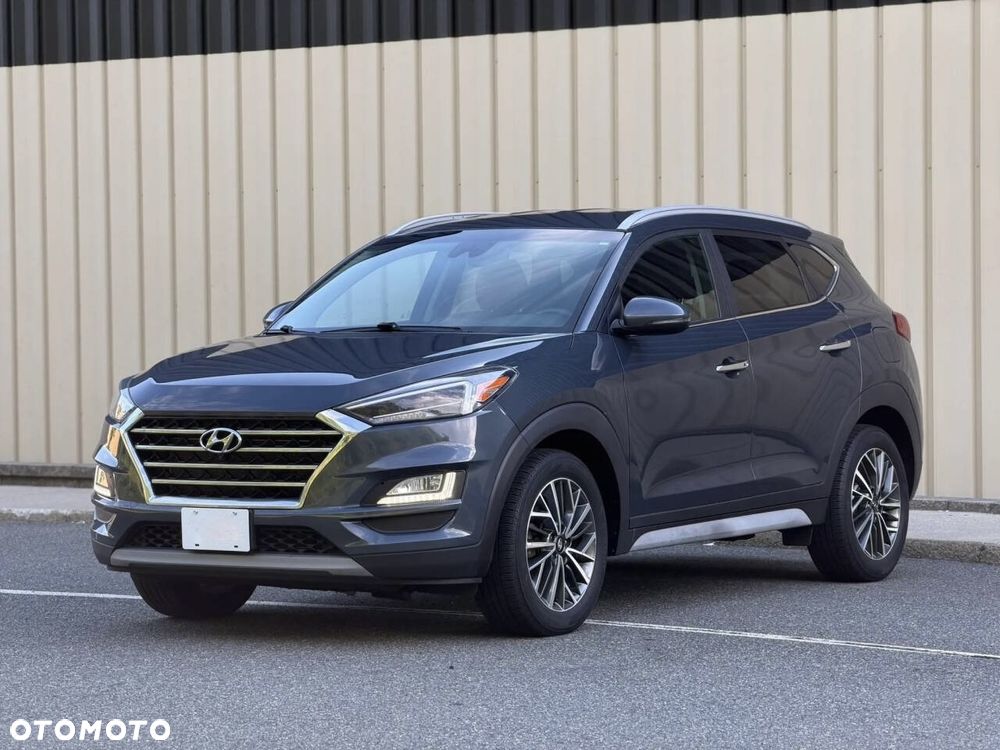 Hyundai Tucson - 2