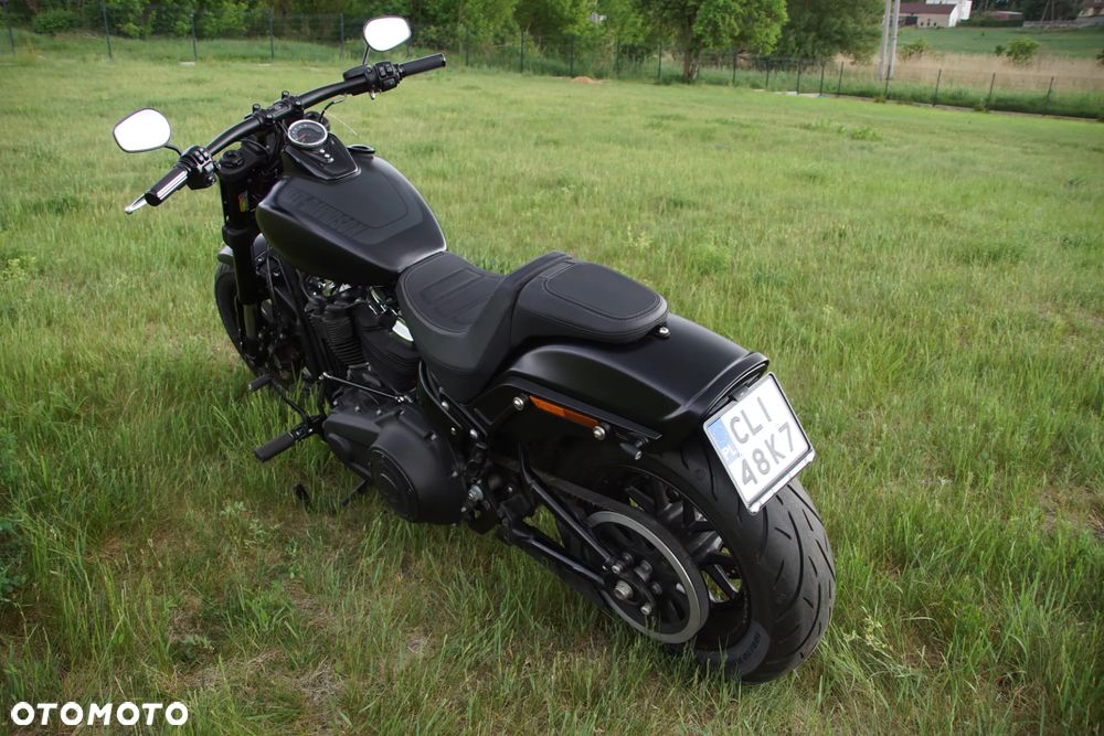 Harley-Davidson Dyna Fat Bob - 6