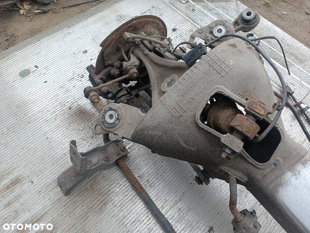 KOMPLETNE ZAWIESZENIE BELKA SANKI TYŁ WAHACZE HAMULCE PEUGEOT 407 I COUPE - 5