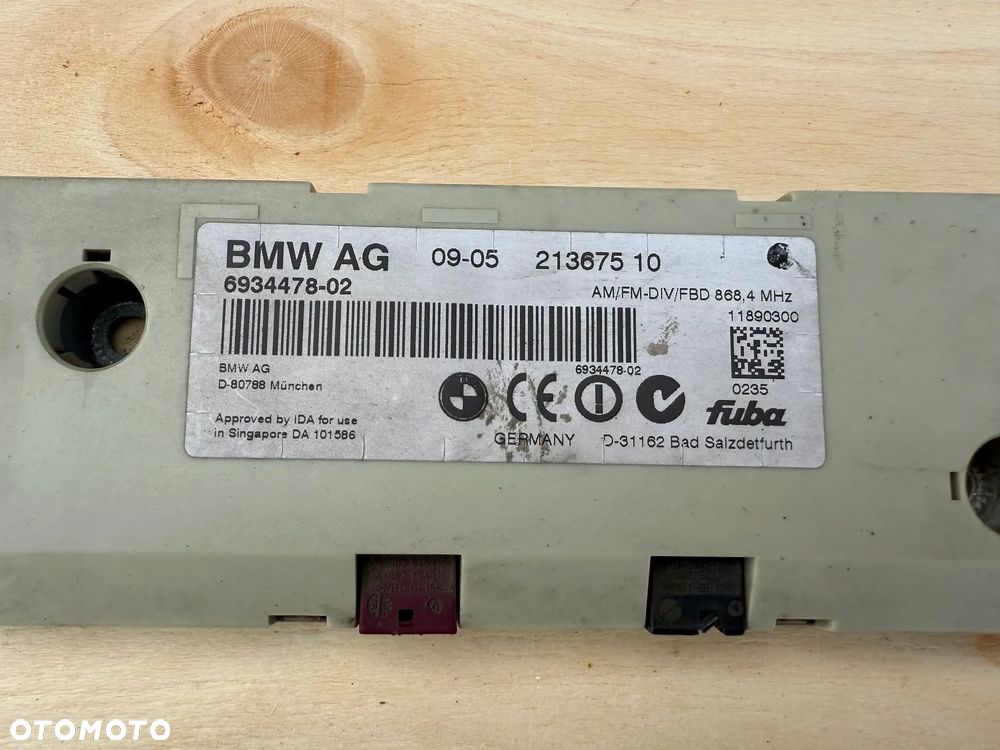 WZMACNIACZ ANTENOWY BMW E61 DIVERSITY CENTRALNEGO ZAMKA 6934478 - 2