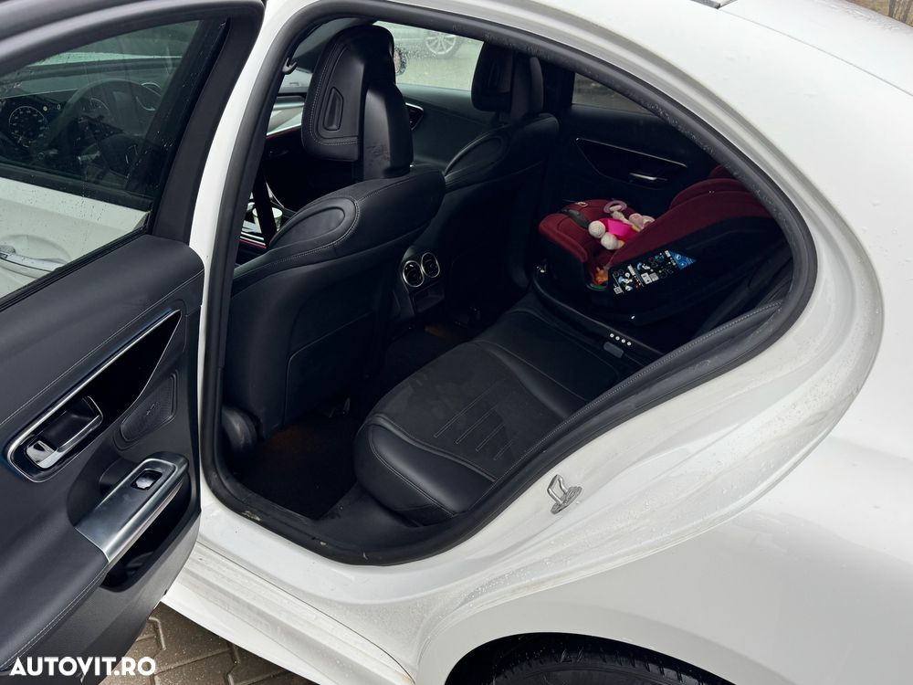 Mercedes-Benz C 300 d 9G-TRONIC AMG Line - 9