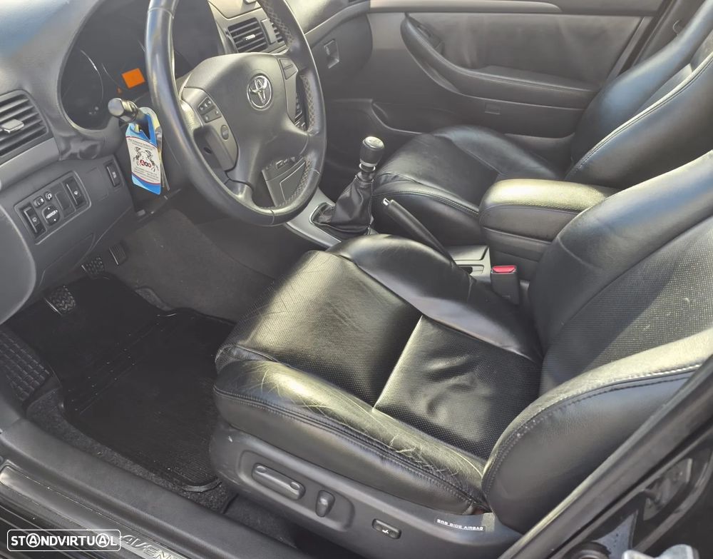 Toyota Avensis SD 2.0 D-4D Sol+P.Multimédia - 2