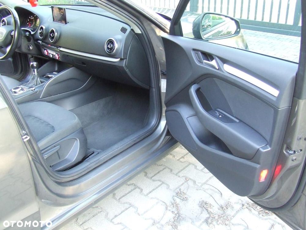 Audi A3 Sportback 1.4 TFSI Attraction - 18