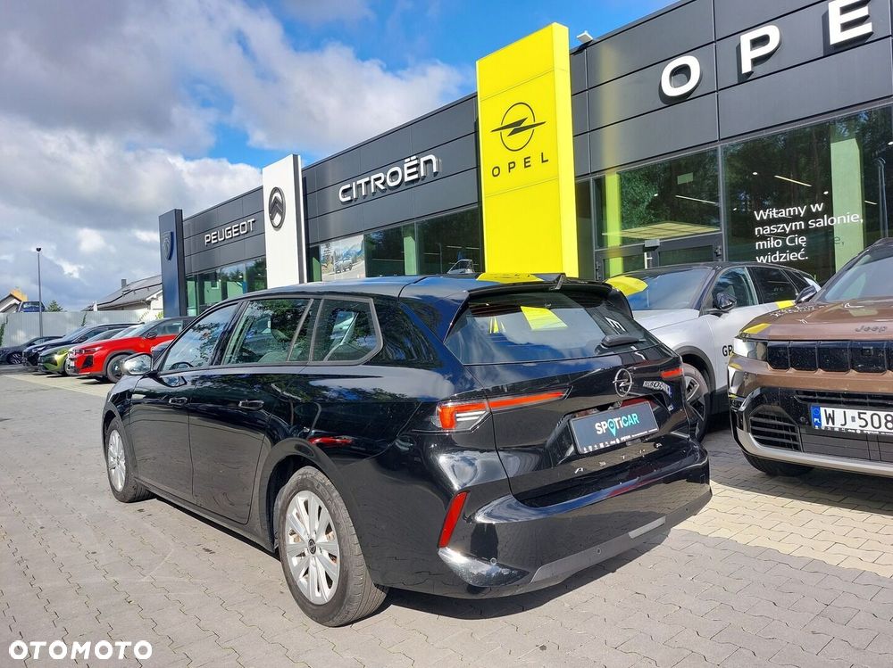 Opel Astra 2023 photo 4