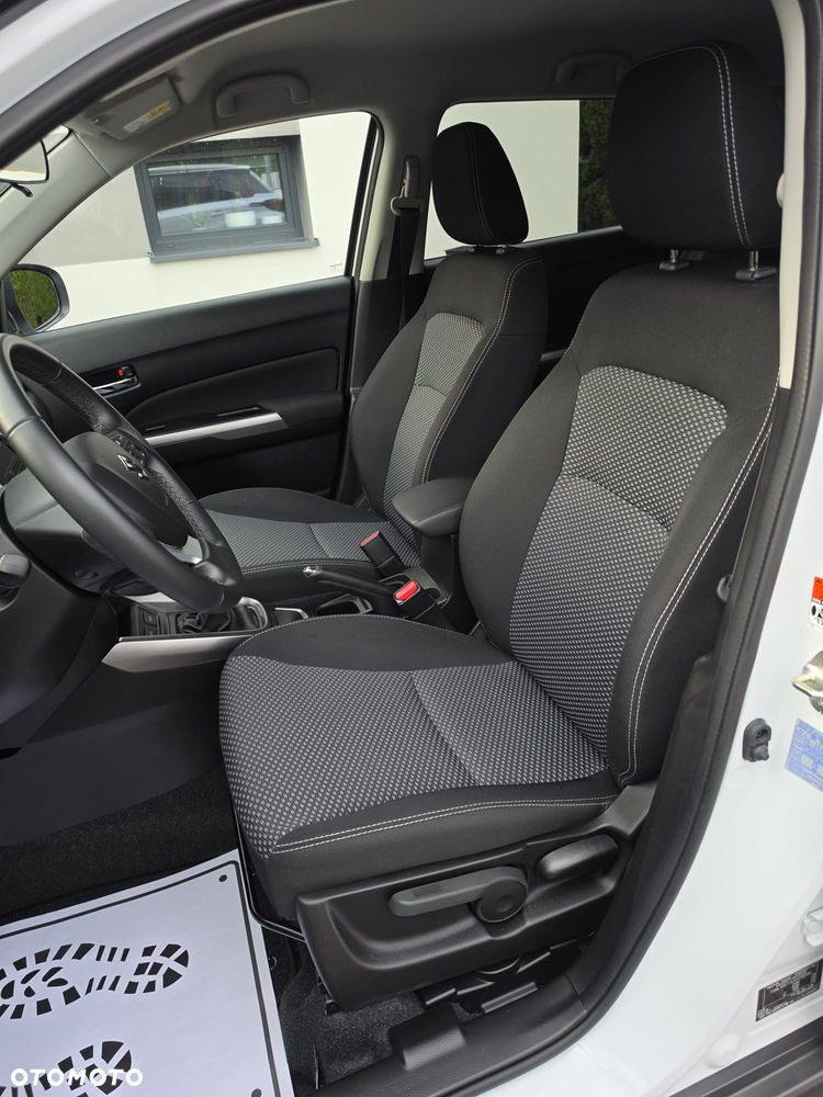 Suzuki Vitara 1.4 Boosterjet SHVS Premium 2WD - 11