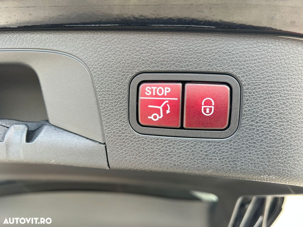 Mercedes-Benz EQC 400 4MATIC - 7