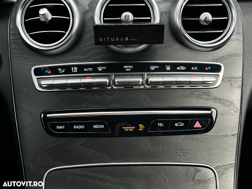 Mercedes-Benz C 43 AMG 4Matic AMG TCT 9G - 22