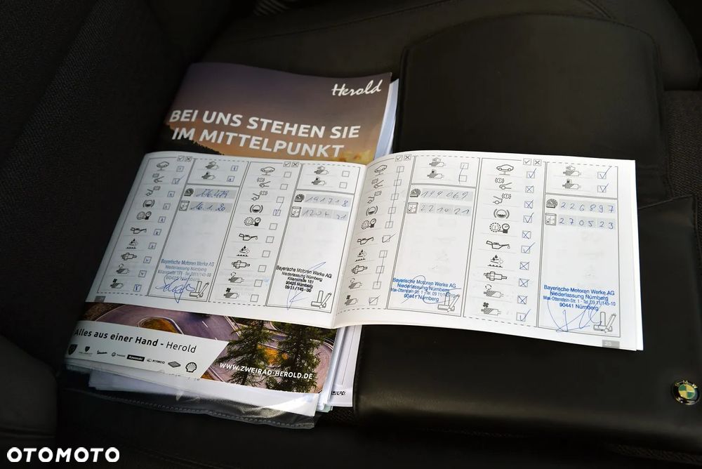BMW Seria 5 520d - 35