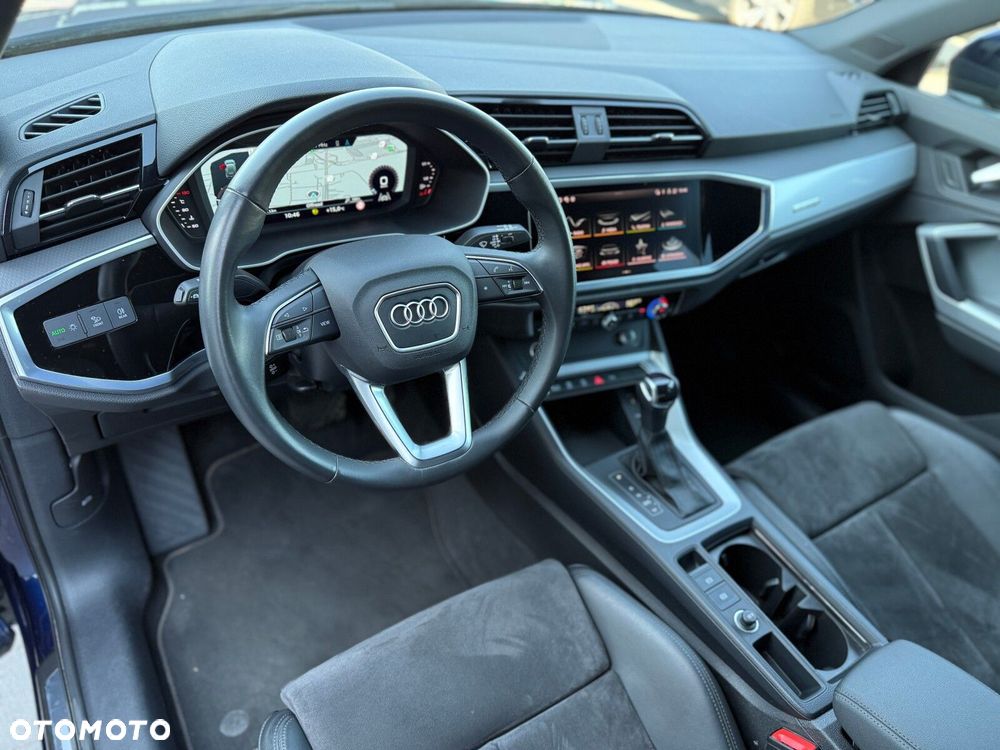 Audi Q3 - 18