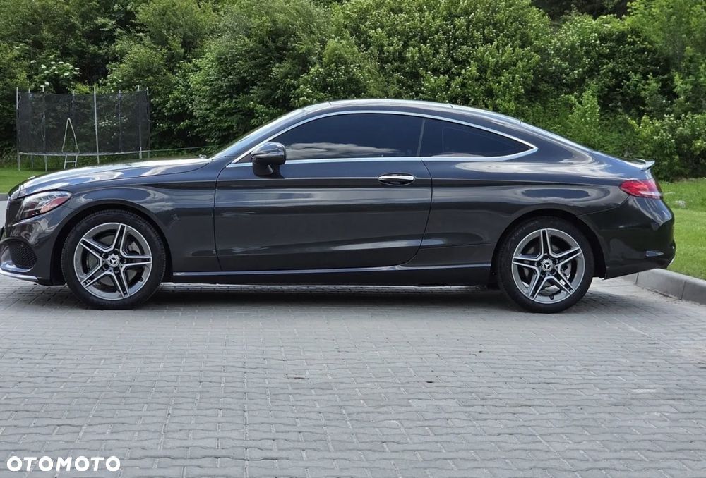 Mercedes-Benz Klasa C 300 9G-TRONIC AMG Line - 4
