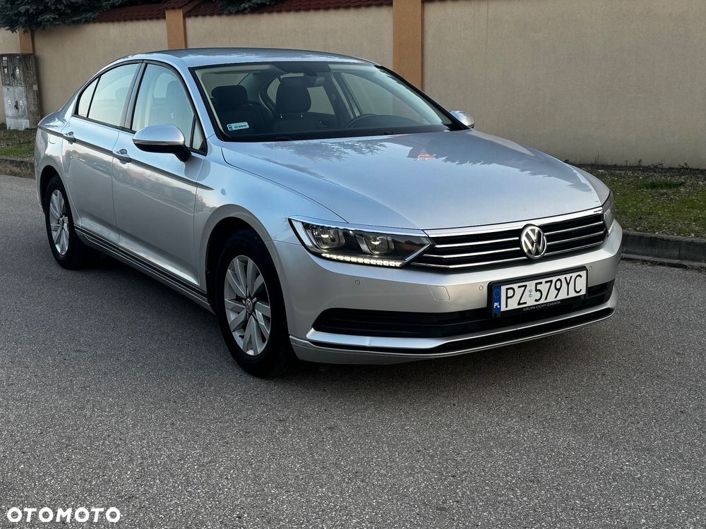Volkswagen Passat 1.4 TSI BMT Trendline - 2