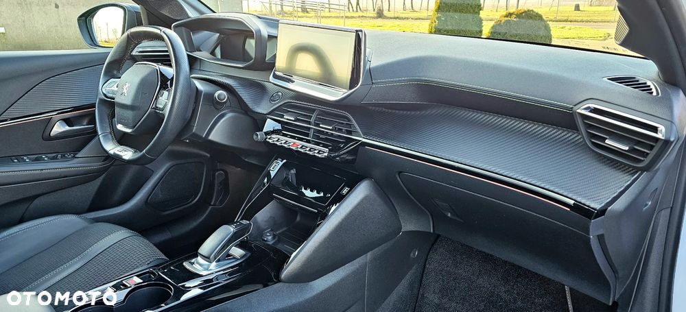 Peugeot 208 Elektromotor 136 GT - 11