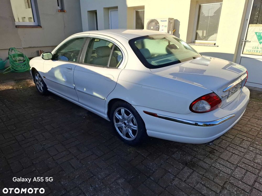 Jaguar X-Type - 3