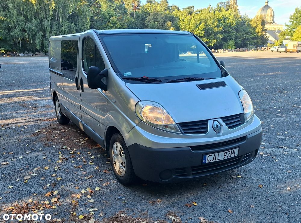 Renault Trafic 2.0 DCi - 1