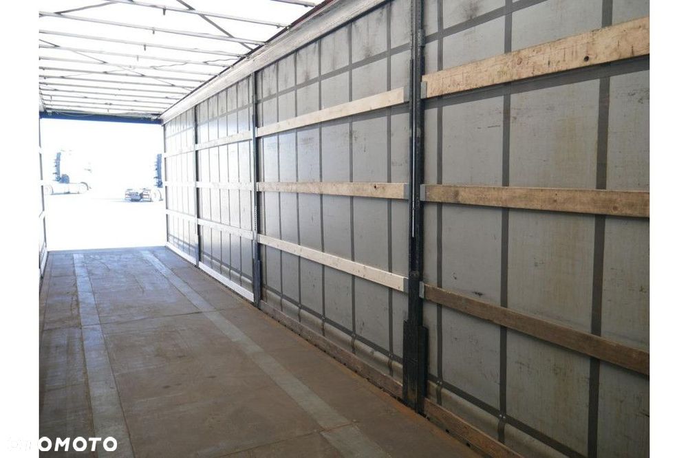 Inny Kögel Trailer Curtainsider Lifting + Sliding Roof Mega - 11