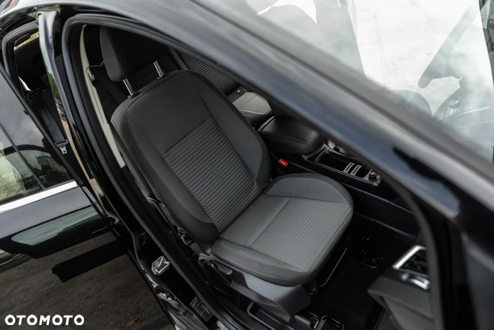 Ford C-MAX - 35