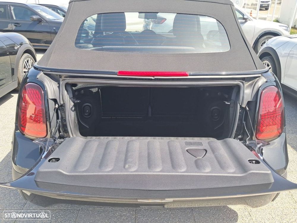 MINI Cabrio Cooper Auto - 15