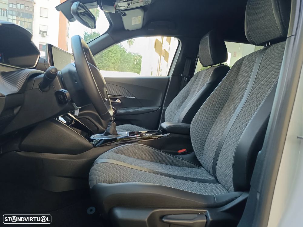 Peugeot 2008 1.2 PureTech Allure Pack - 13