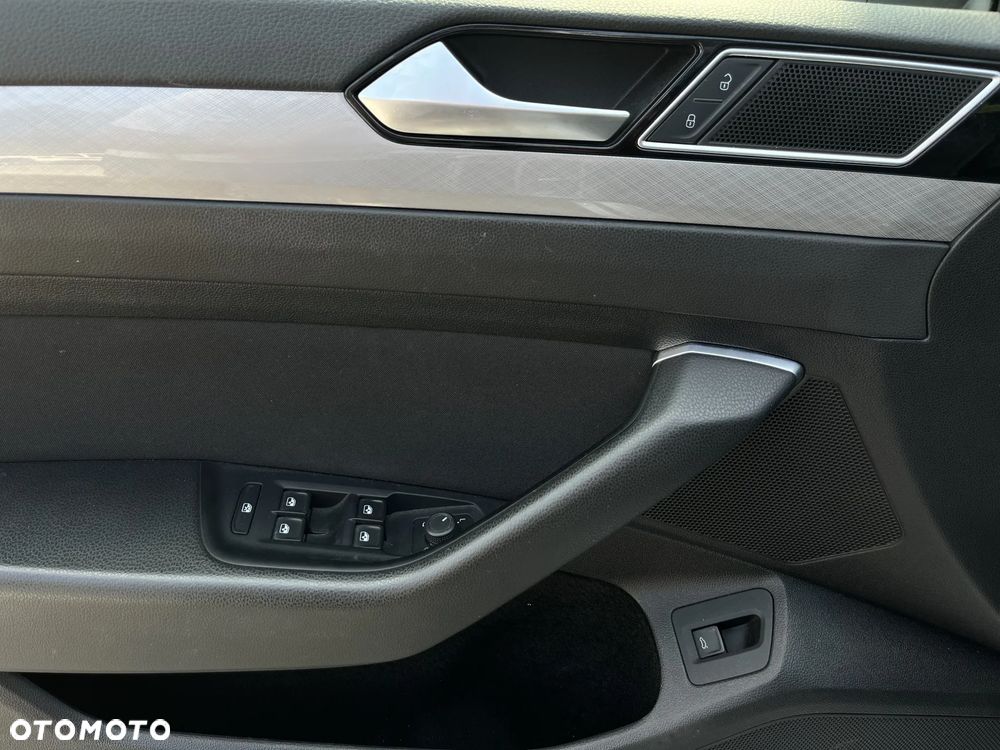 Volkswagen Passat 1.5 TSI EVO Business DSG - 13