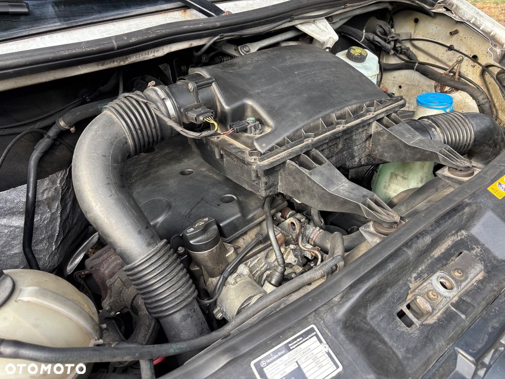 Mercedes-Benz sprinter - 32