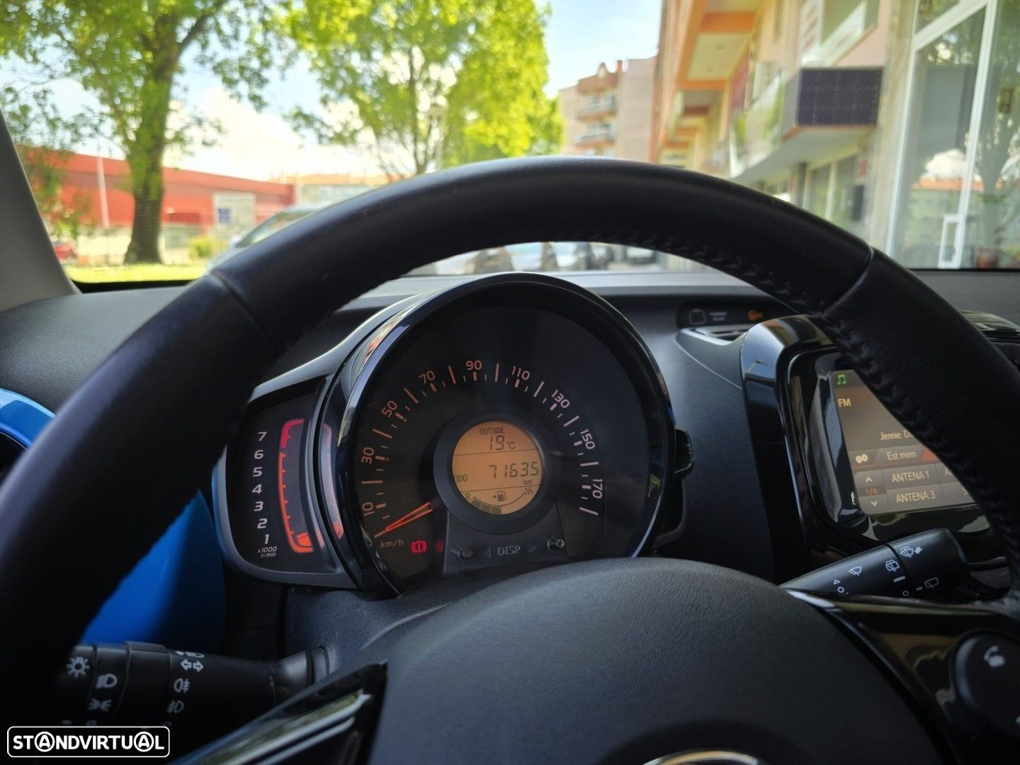 Toyota Aygo 1.0 X-Play Plus - 21