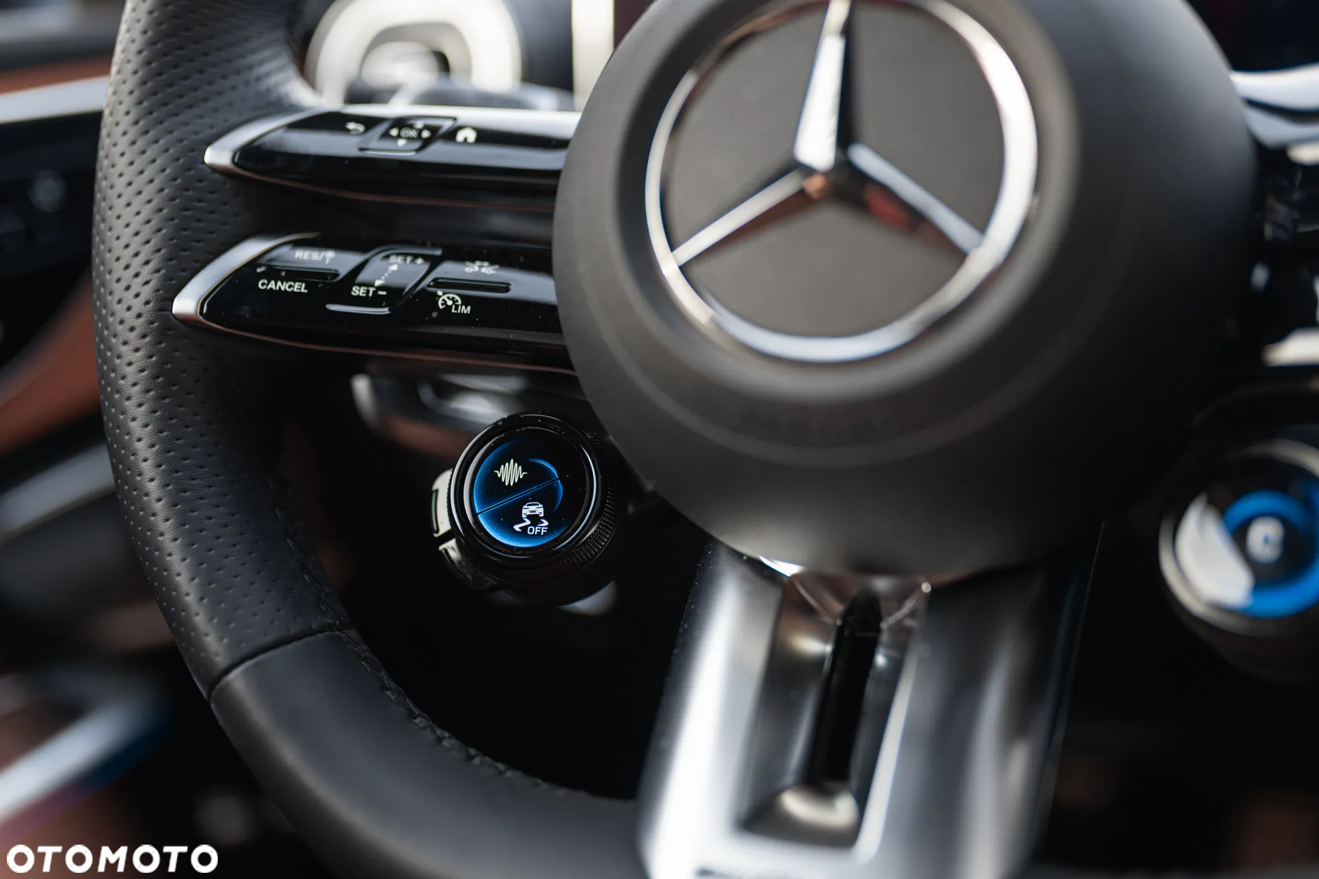 Mercedes-Benz Klasa C AMG 63 S E Performance PHEV 4-Matic - 23