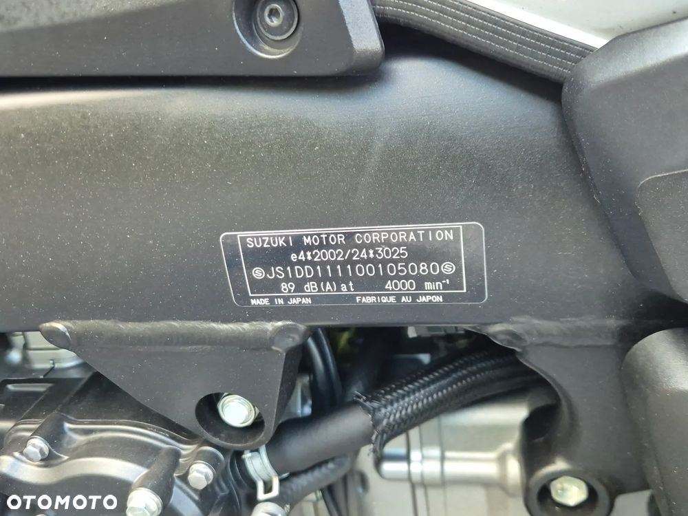 Suzuki DL - 10