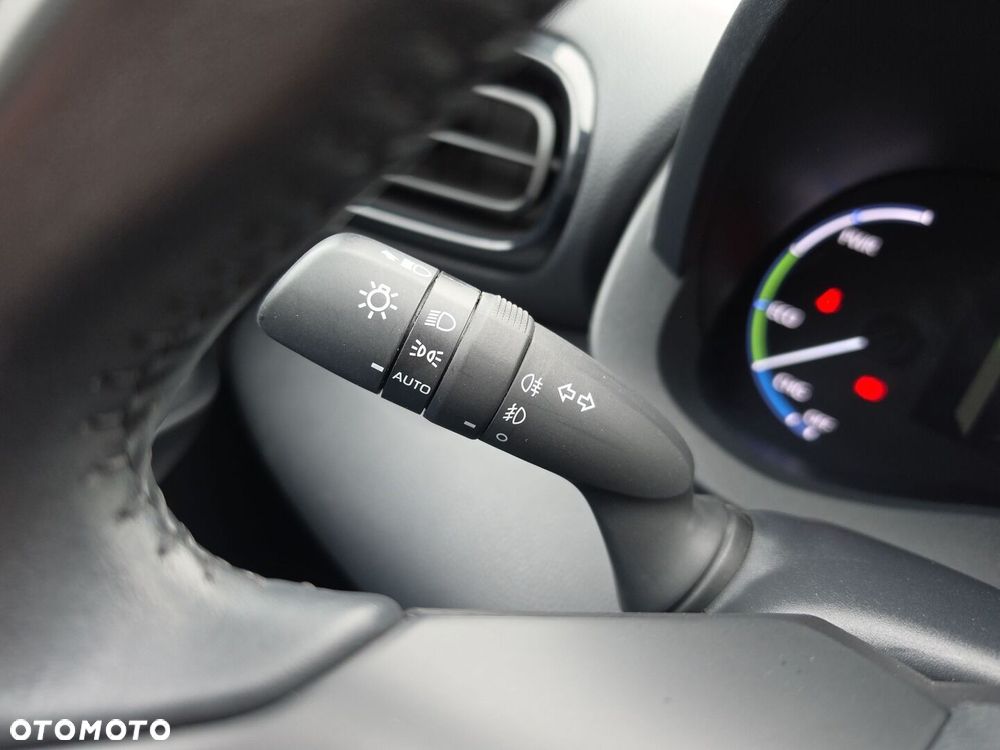 Toyota Yaris Cross Hybrid 1.5 Comfort - 29
