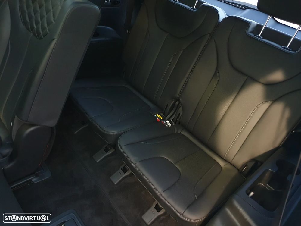 Hyundai Santa Fe 2.2 CRDi Vanguard+Luxury Pack - 35