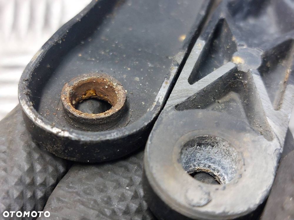 RAMIĘ WYCIERACZKI LEWY + PRAWY PRZÓD FIAT DOBLO I LIFT - 3