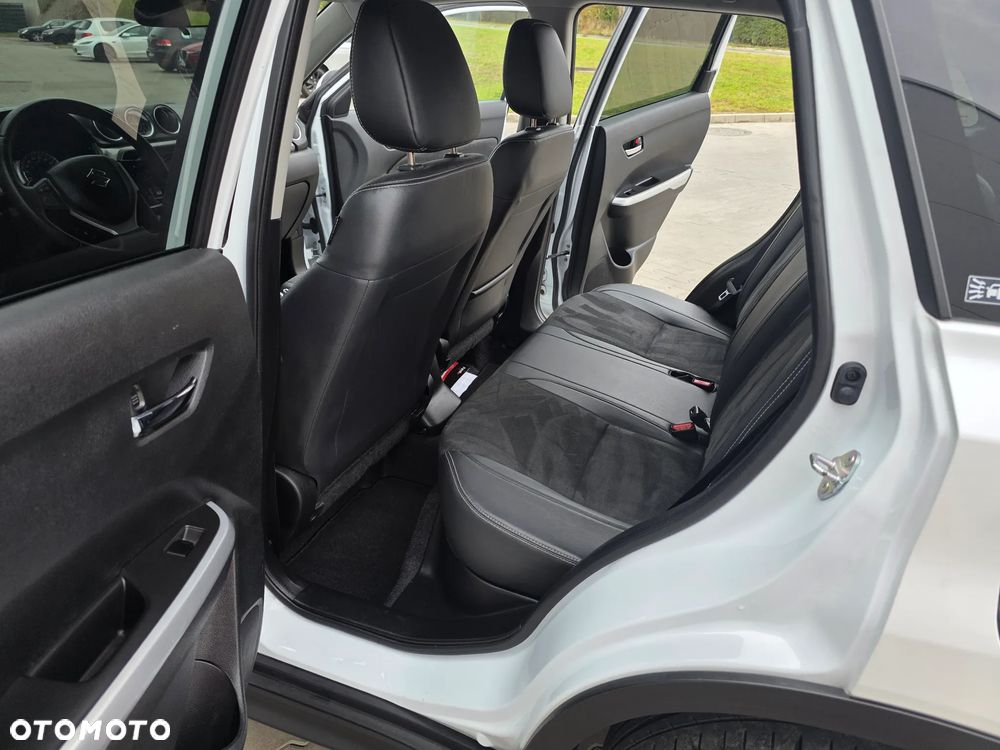 Suzuki Vitara 1.6 (4x4) Allgrip Comfort+ - 27