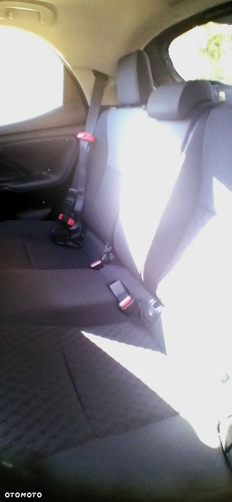 Toyota Yaris - 6