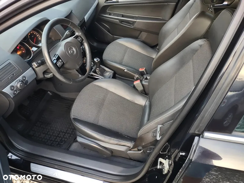 Opel Astra - 26