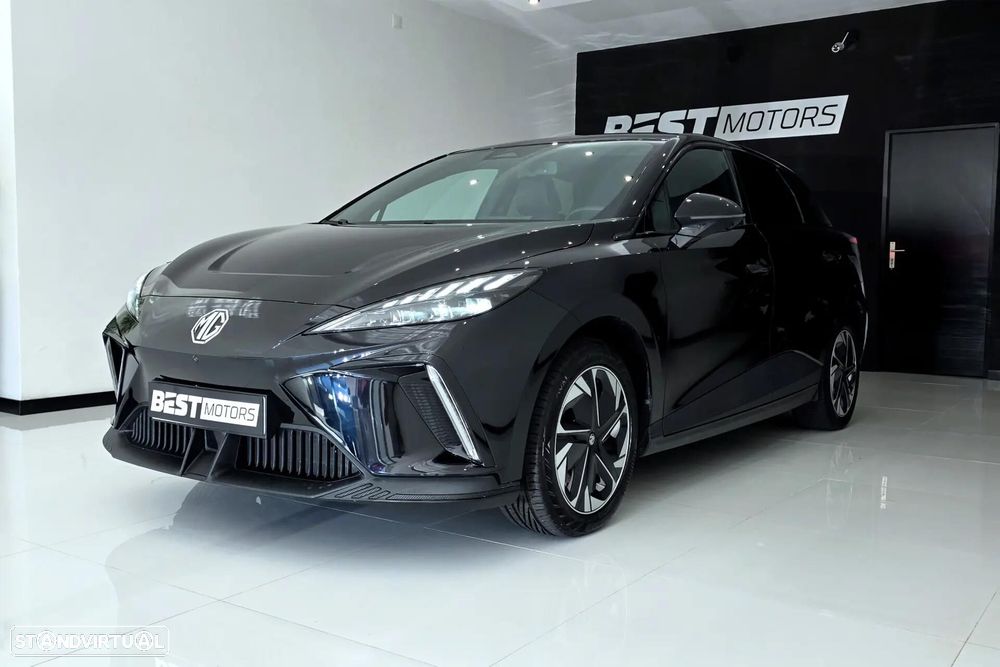 MG MG4 64 kWh Luxury - 4