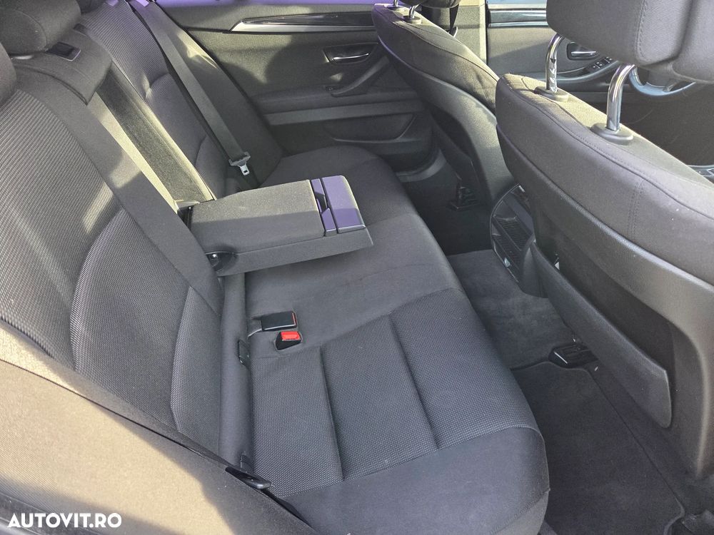 BMW Seria 5 520d - 10