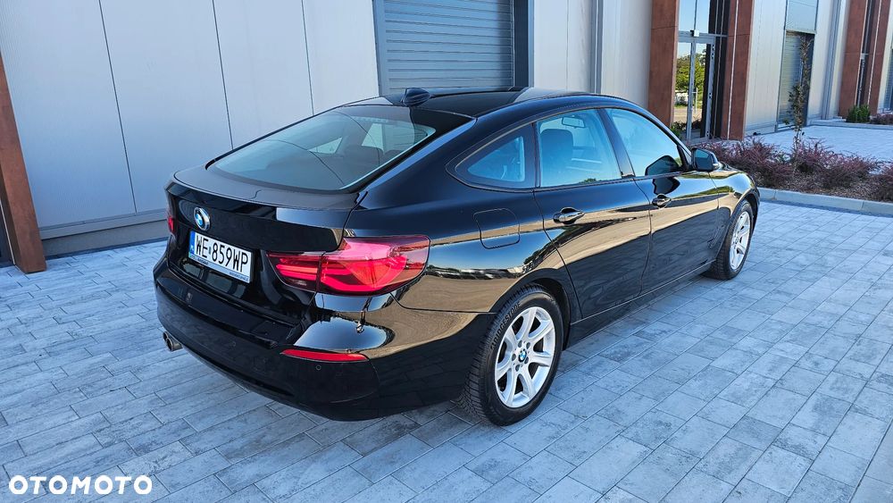 BMW 3GT 320i GPF Business Edition - 4