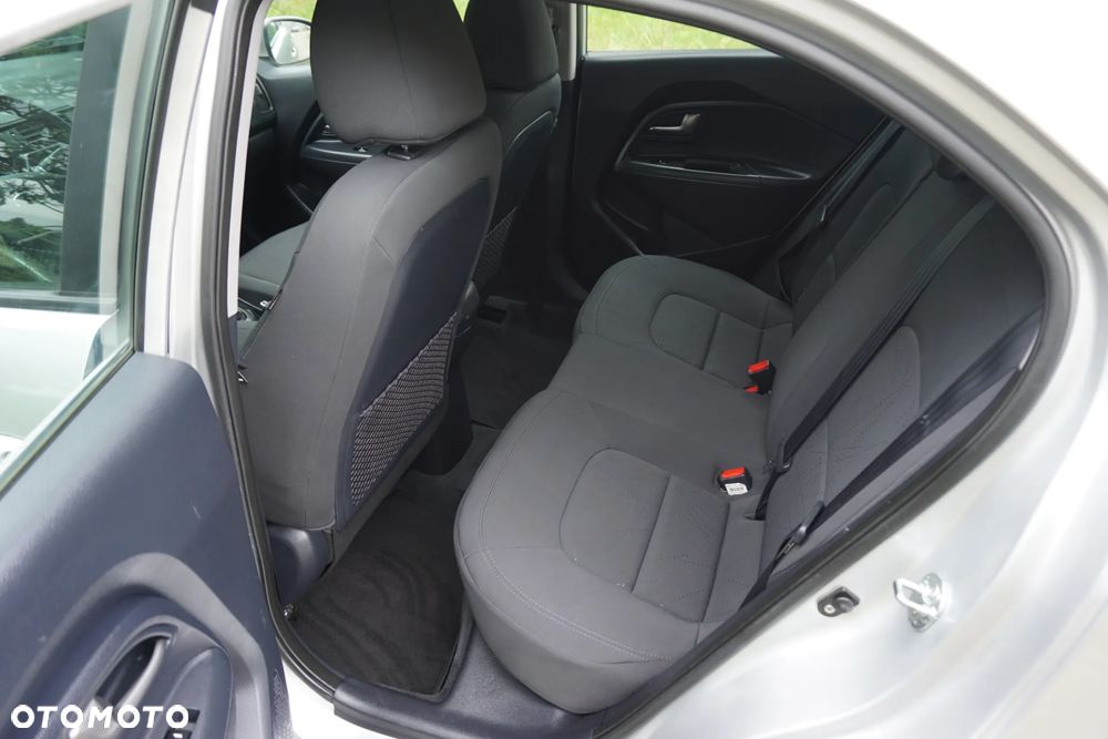 Kia Rio 1.4 Dream-Team Edition - 17
