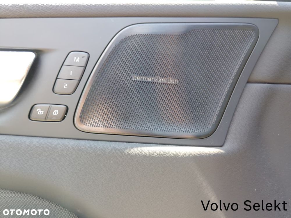 Volvo XC 60 - 33