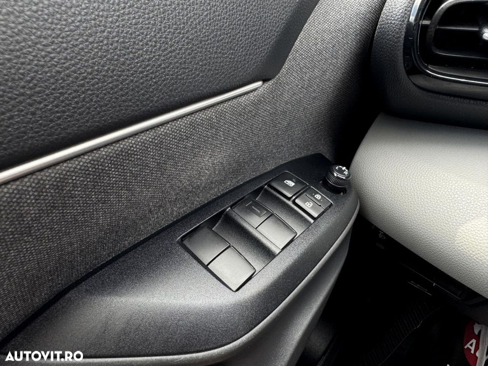 Toyota Yaris Cross - 15