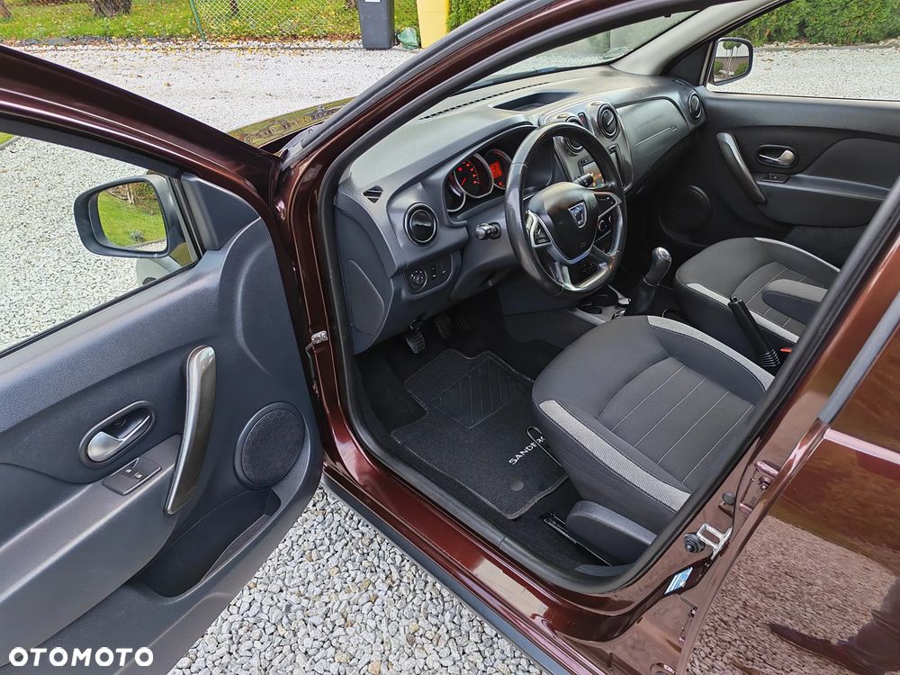 Dacia Sandero Stepway 0.9 TCe Laureate S&S - 8