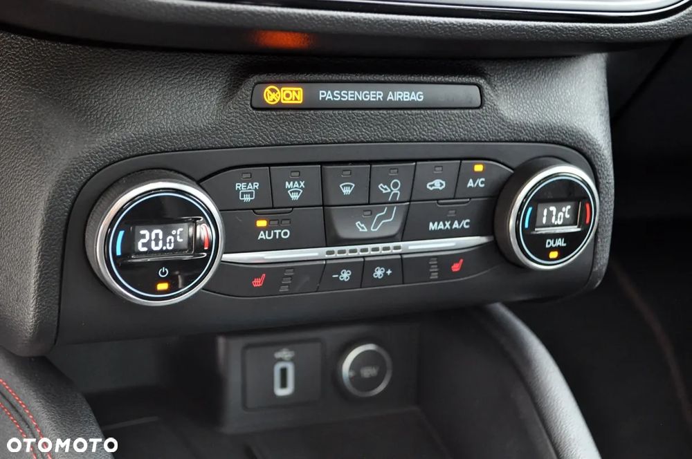 Ford Focus 1.0 EcoBoost Hybrid ST-LINE VIGNALE - 21