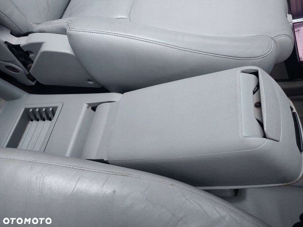 PODŁOKIETNIK CHEVROLET EQUINOX I - 2