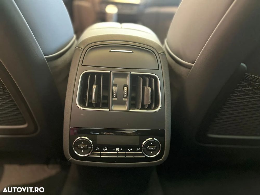 Maserati Levante - 8