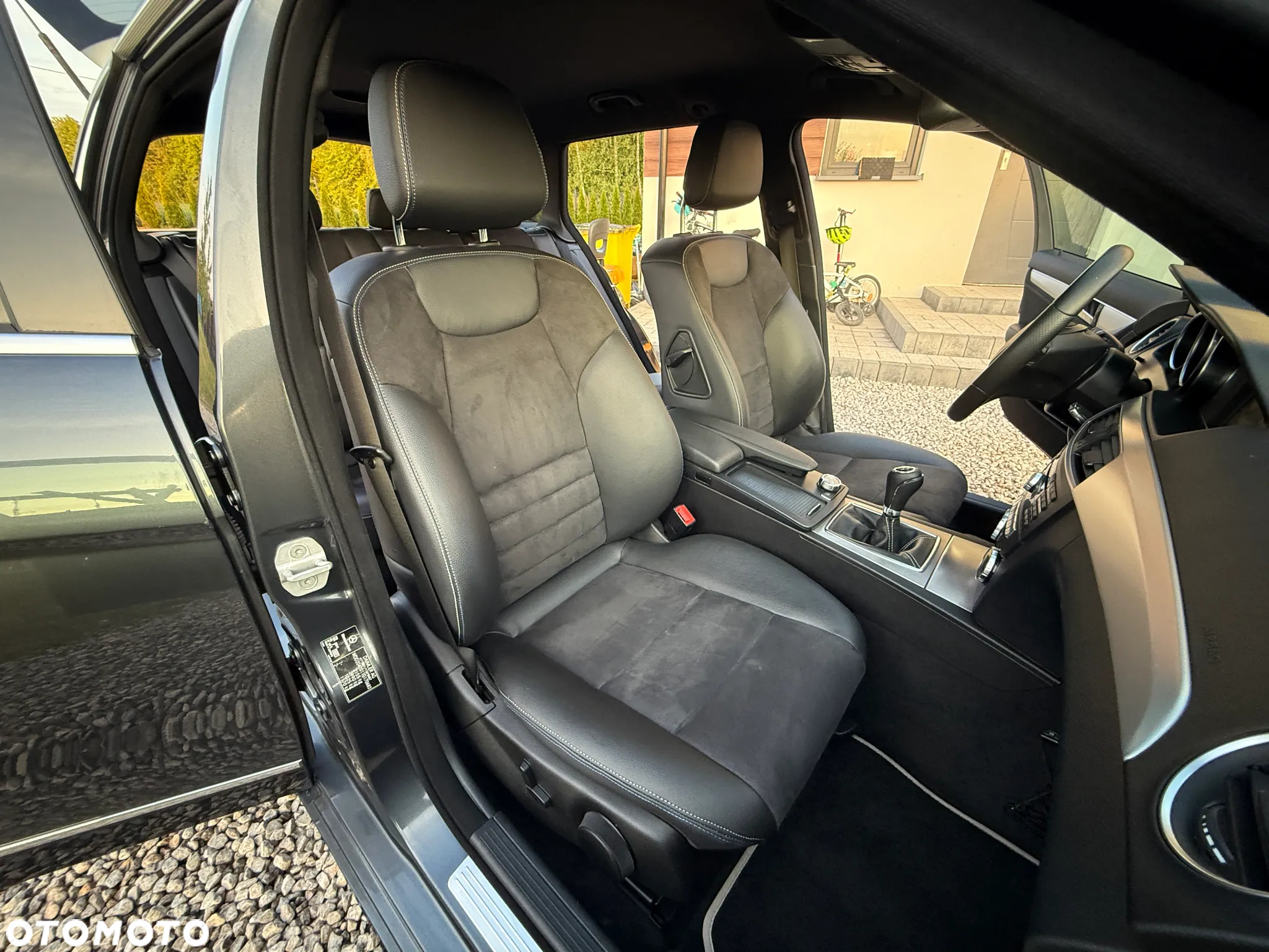 Mercedes-Benz Klasa C 200 T CDI Edition - 24