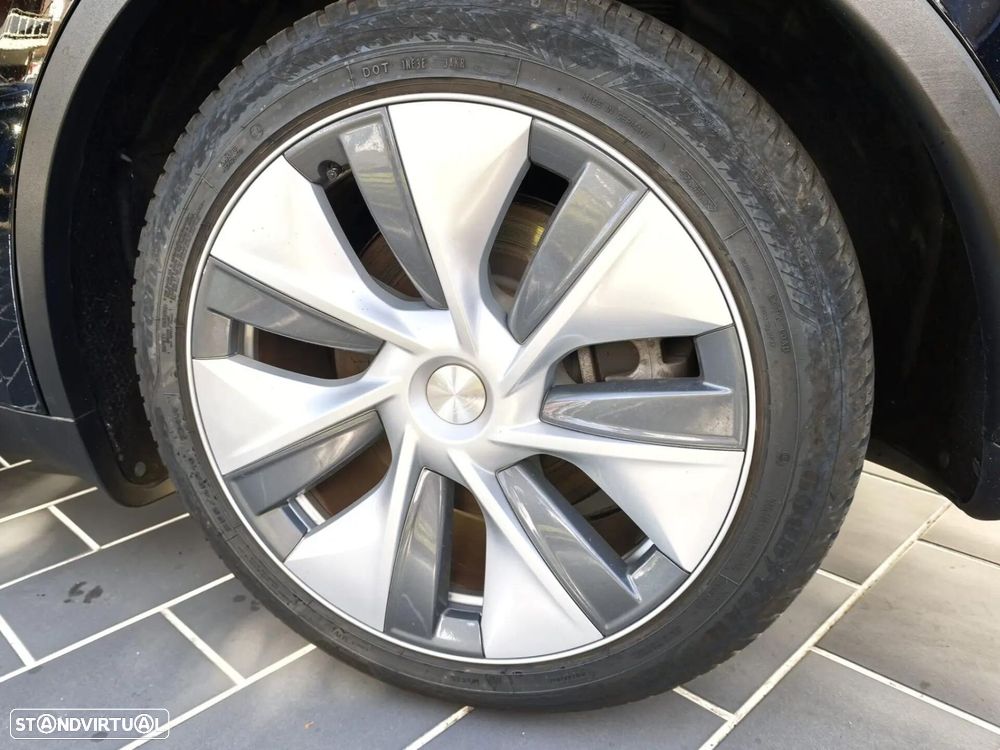 Tesla Model Y RWD - 27