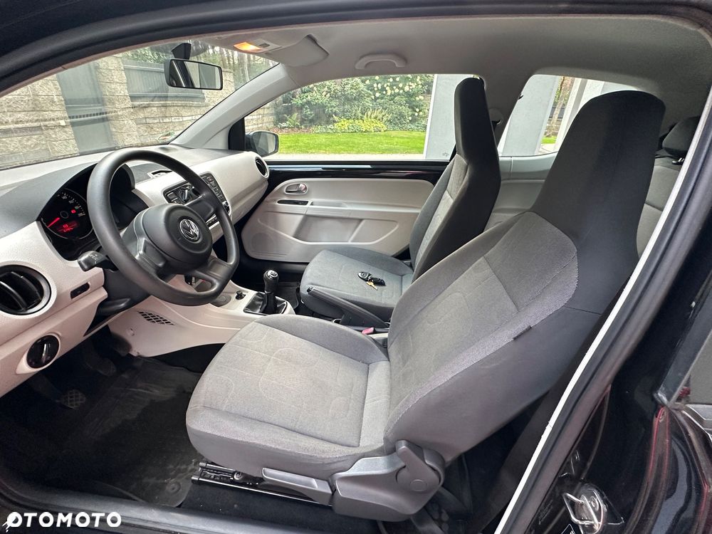 Volkswagen up! 1.0 take Perfectline - 12