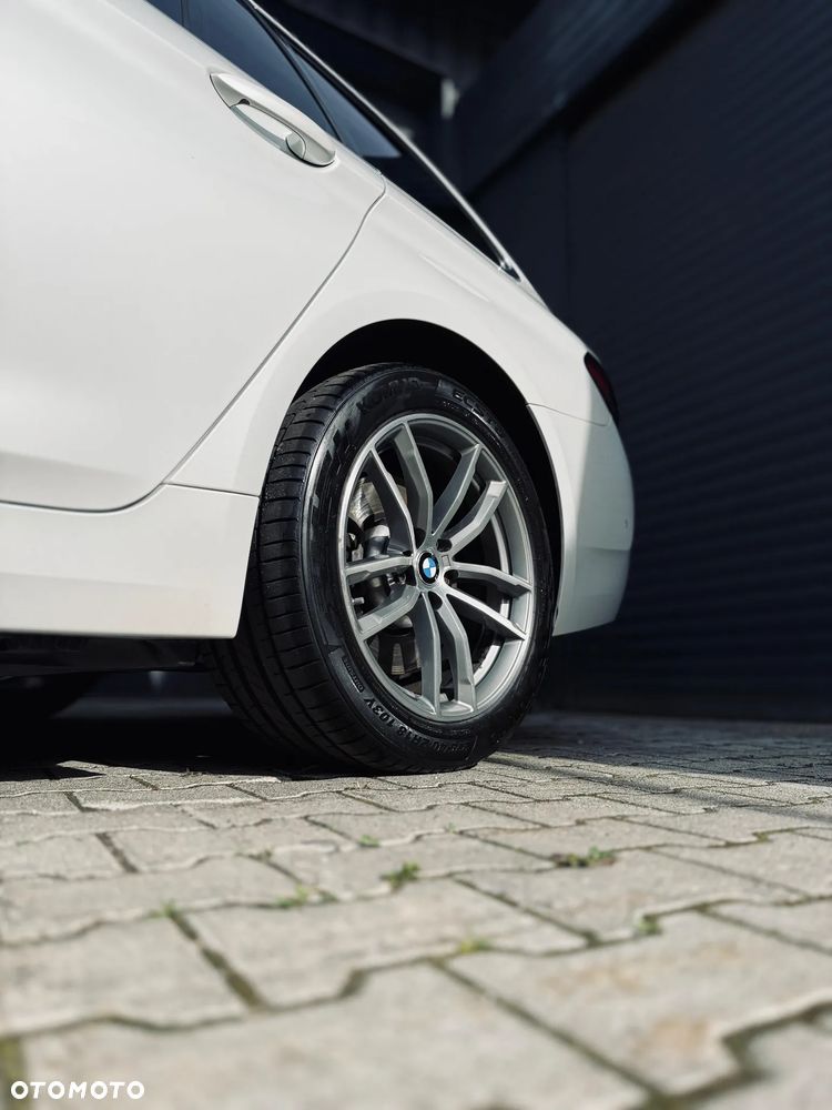 BMW Seria 5 530d xDrive Luxury Line sport - 6