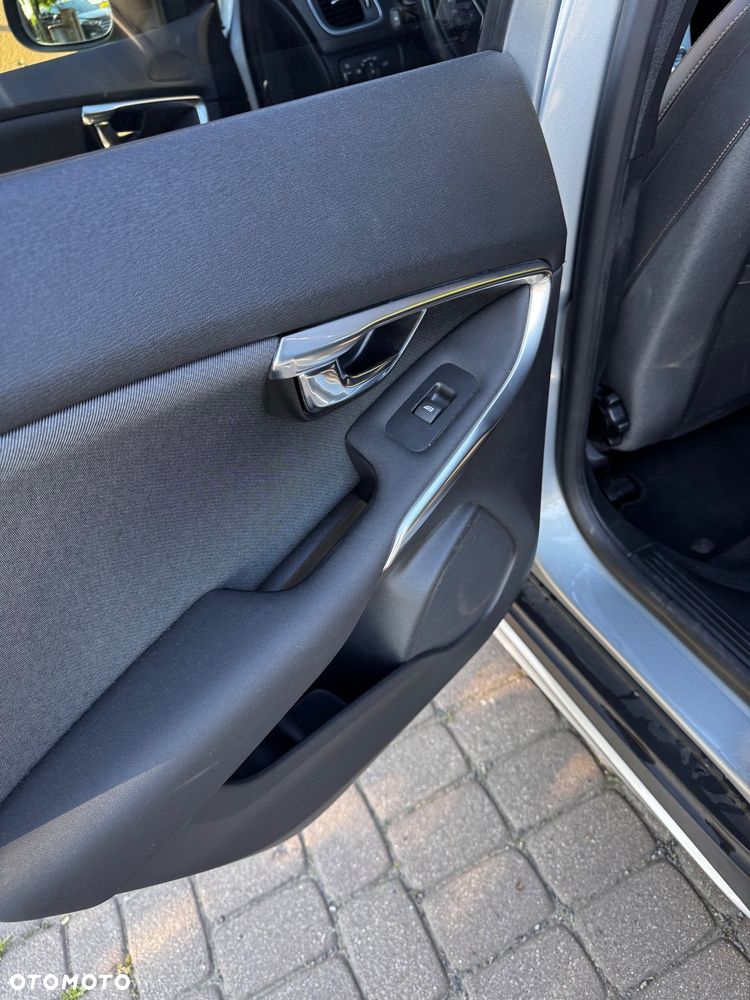 Volvo V40 Cross Country D2 Geartronic - 14