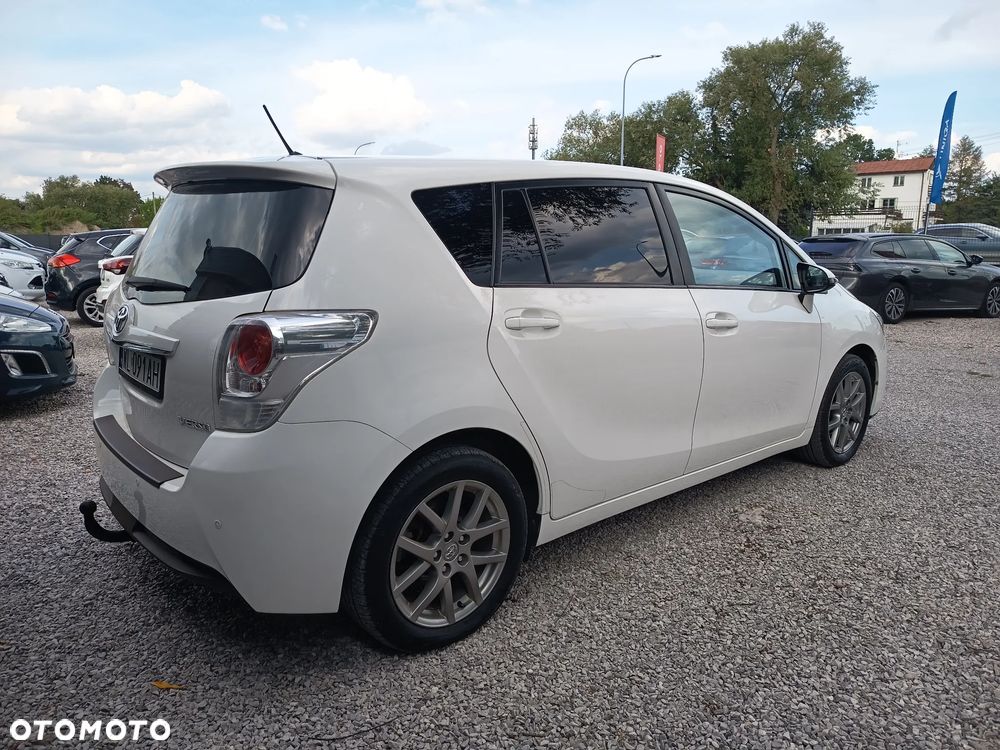 Toyota Verso 1.8 5-Sitzer Executive - 12