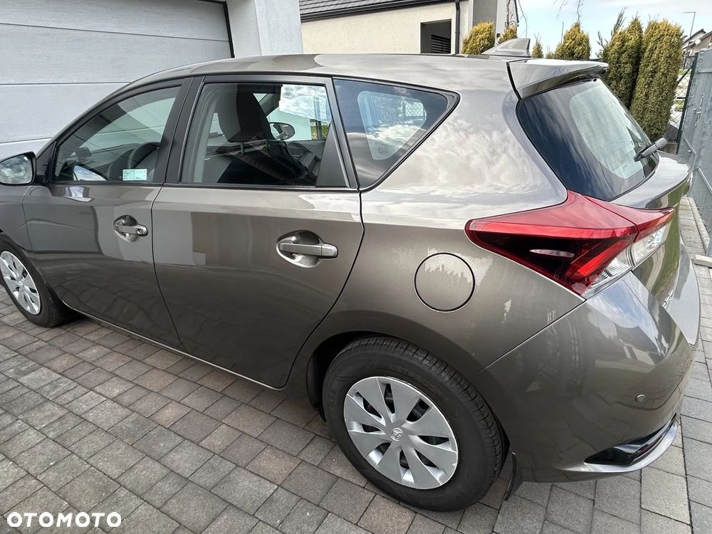 Toyota Auris 1.6 Active - 8